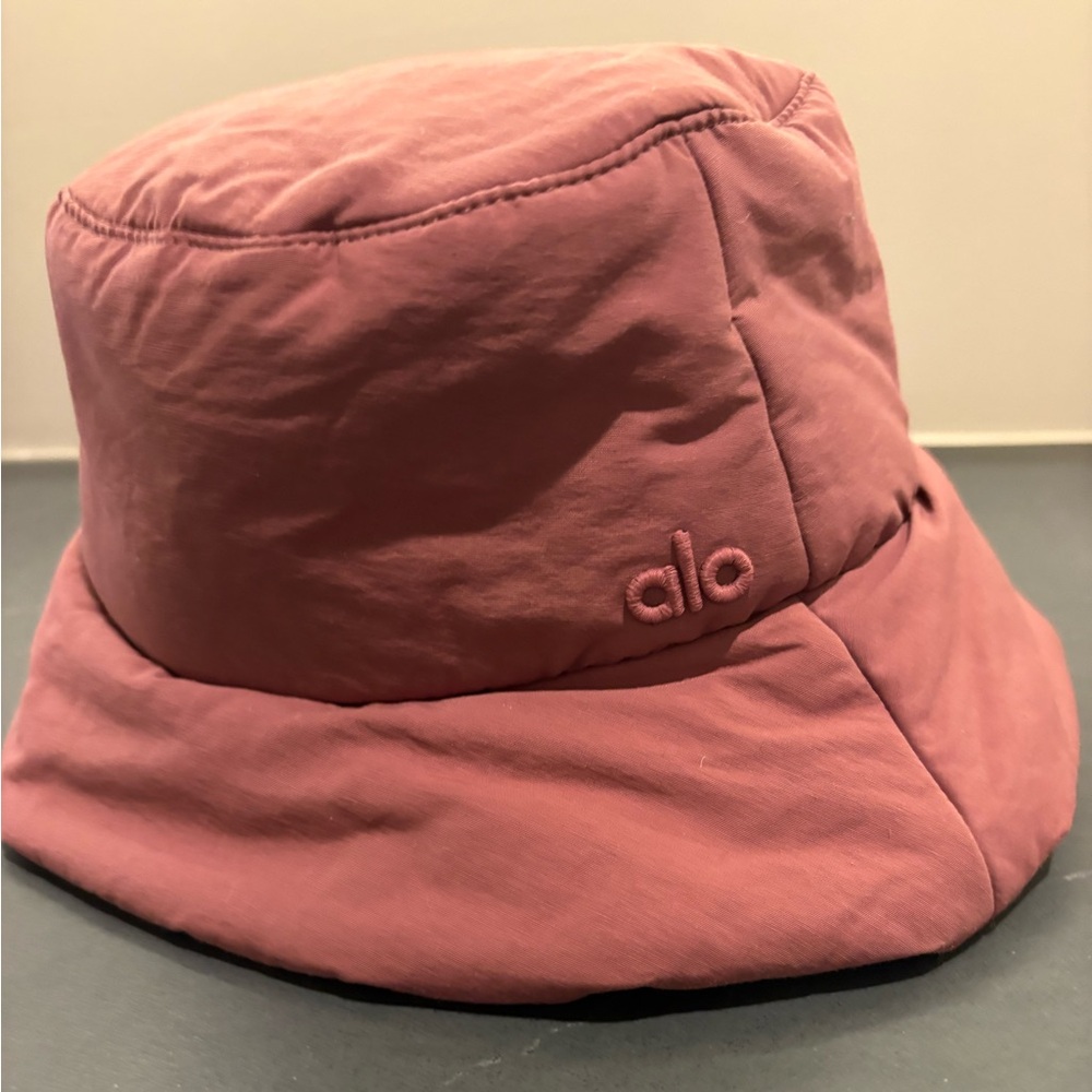 Alo Yoga Bucket Hat